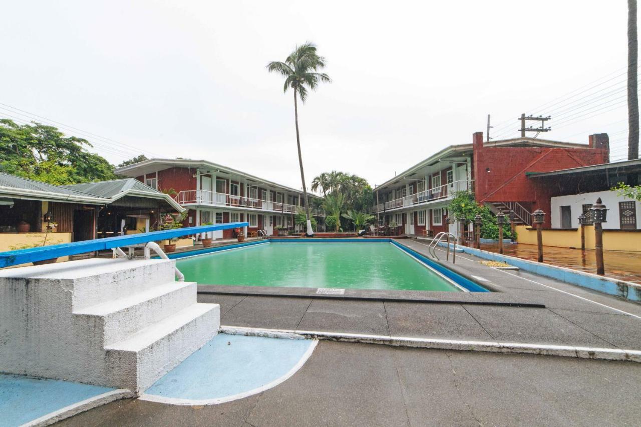 เรดดอร์ซ พรีเมียม แอท คล้าร์กวิว อังเฆลิสซิตี้ Hotel อังเฮเลส ภายนอก รูปภาพ