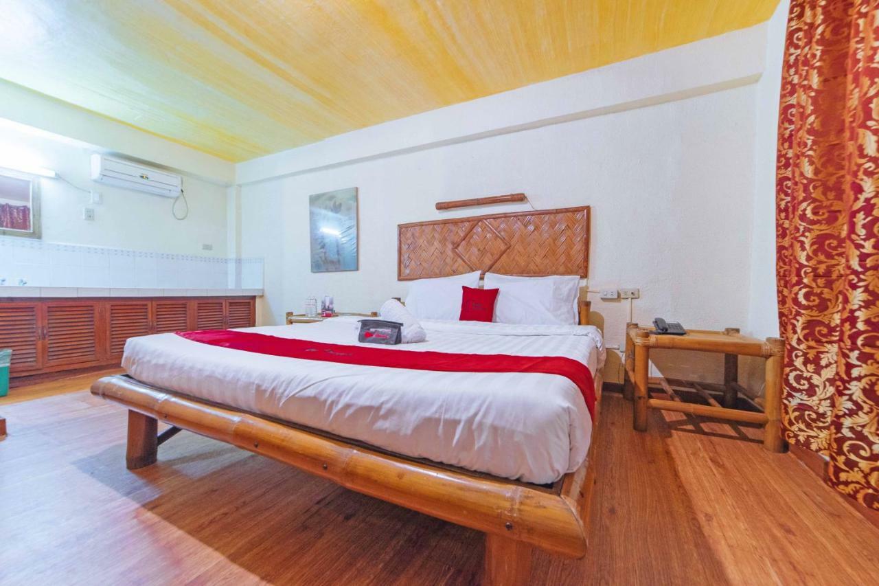 เรดดอร์ซ พรีเมียม แอท คล้าร์กวิว อังเฆลิสซิตี้ Hotel อังเฮเลส ภายนอก รูปภาพ