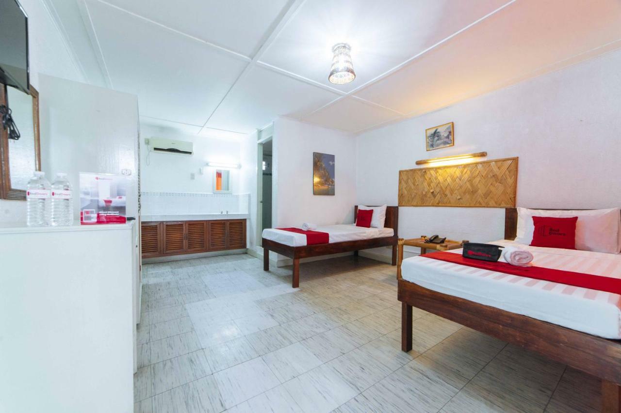 เรดดอร์ซ พรีเมียม แอท คล้าร์กวิว อังเฆลิสซิตี้ Hotel อังเฮเลส ภายนอก รูปภาพ